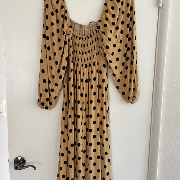 Faithfull the Brand Messina Dress in size 2 / XS - Picture 3 of 5